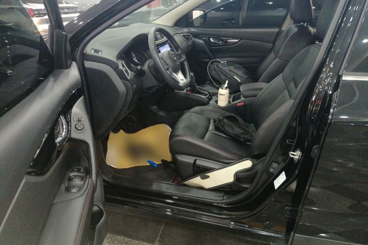 Used Nissan Qashqai 2022 2.0L CVT XV Smart Enjoyment Version Left Front Seat