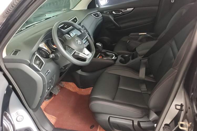 Used Nissan Qashqai 2022 2.0L CVT XV Smart Enjoyment Version Left Front Seat