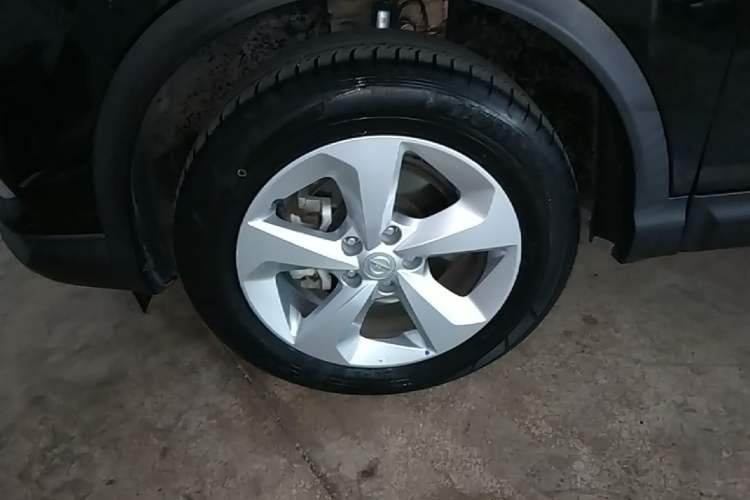 Used Nissan Qashqai 2022 2.0L CVT XV Smart Enjoyment Version Left Front Wheel Hub