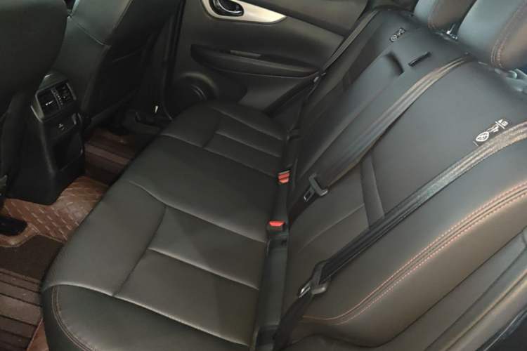 Used Nissan Qashqai 2022 2.0L CVT XV Premier Luxury Edition Left Rear Seat