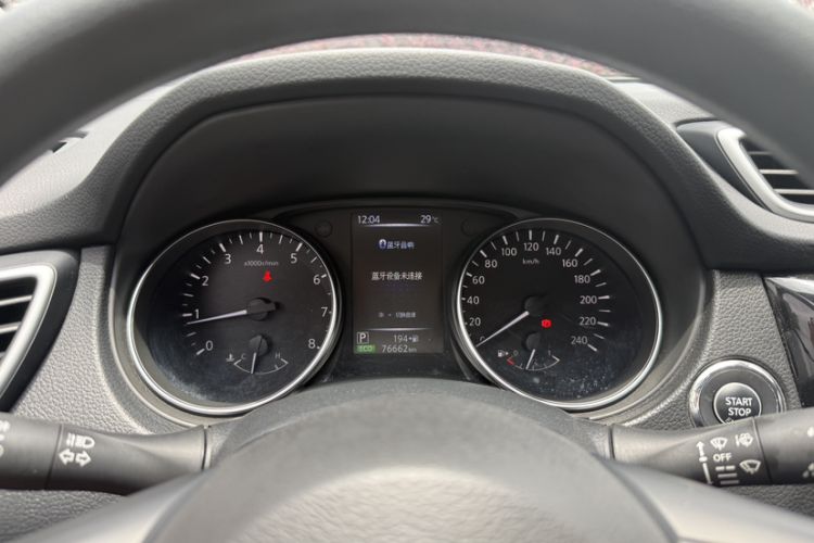 Used Nissan Qashqai 2022 2.0L CVT XV Smart Enjoyment Version Odometer Close Up