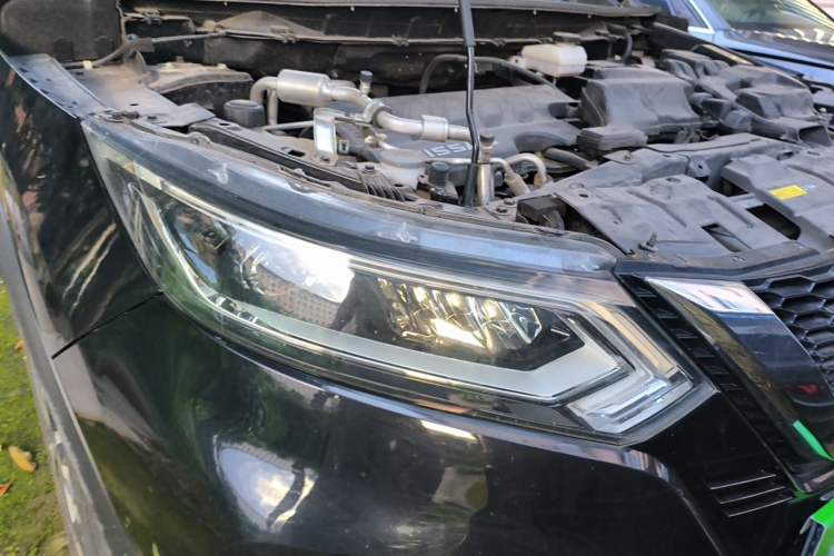 Used Nissan Qashqai 2022 2.0L CVT XV Premier Luxury Edition Right Front Headlight