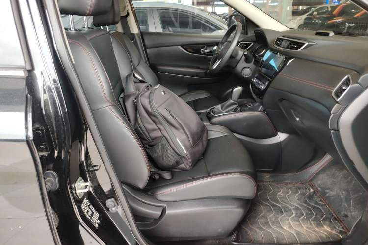 Used Nissan Qashqai 2022 2.0L CVT XV Smart Enjoyment Version Right Front Seat