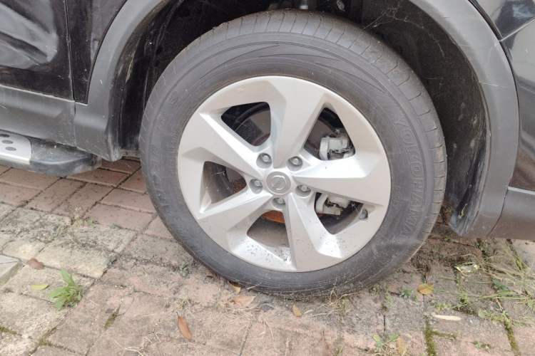 Used Nissan Qashqai 2022 2.0L CVT XV Smart Enjoyment Version Right Front Wheel Hub