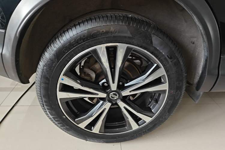 Used Nissan Qashqai 2022 2.0L CVT XV Premier Luxury Edition Right Rear Wheel Hub