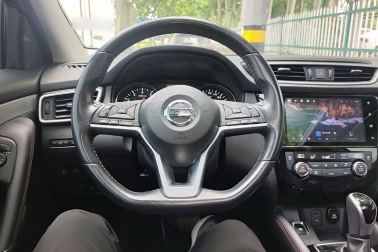 Used Nissan Qashqai 2022 2.0L CVT XV Premier Luxury Edition Steering Wheel