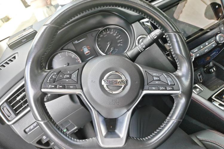 Used Nissan Qashqai 2022 2.0L CVT XV Premier Luxury Edition Steering Wheel
