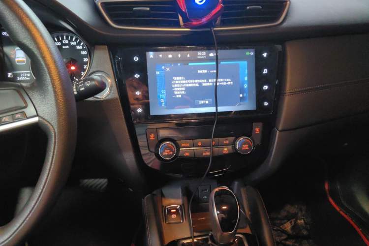Used Nissan Qashqai 2022 2.0L CVT XV Smart Enjoyment Version Audio And AC Panel