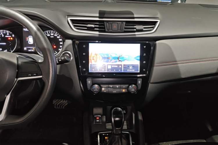 Used Nissan Qashqai 2022 2.0L CVT XV Smart Enjoyment Version Audio And AC Panel