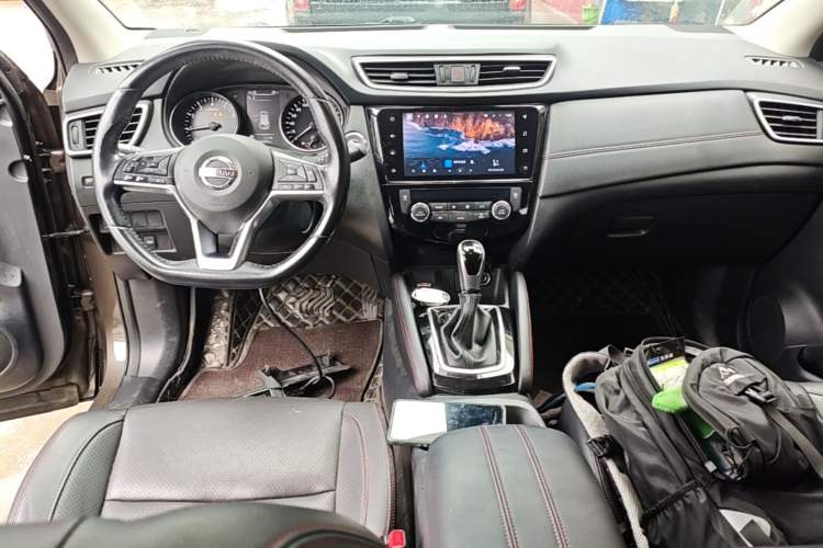 Used Nissan Qashqai 2022 2.0L CVT XV Premier Luxury Edition Center Console