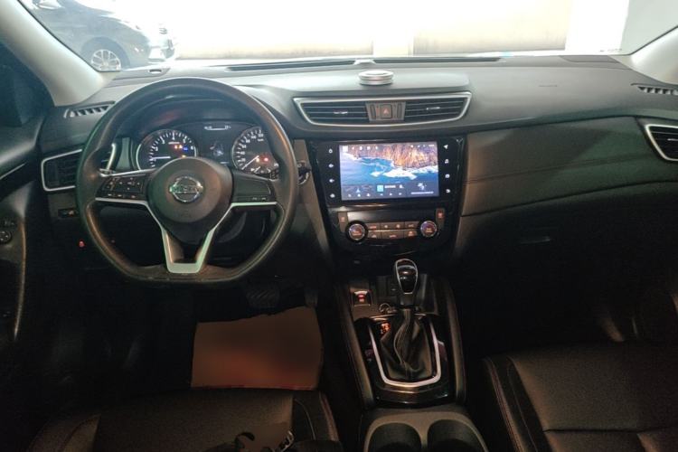 Used Nissan Qashqai 2022 2.0L CVT XV Smart Enjoyment Version Center Console