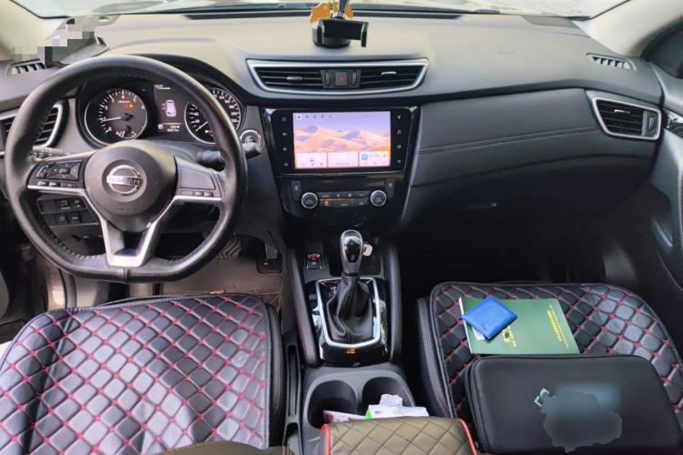 Used Nissan Qashqai 2022 2.0L CVT XV Smart Enjoyment Version Center Console