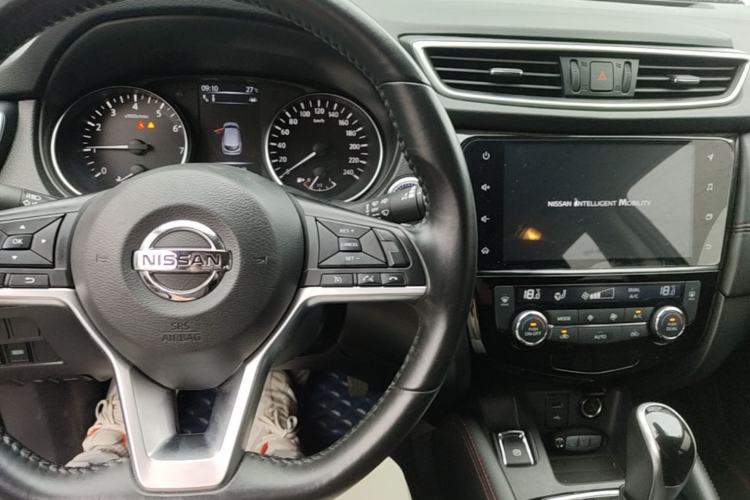 Used Nissan Qashqai 2022 2.0L CVT XV Premier Luxury Edition Center Console