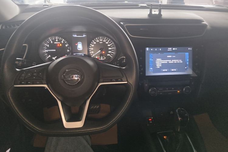 Used Nissan Qashqai 2022 2.0L CVT XV Smart Enjoyment Version Center Console