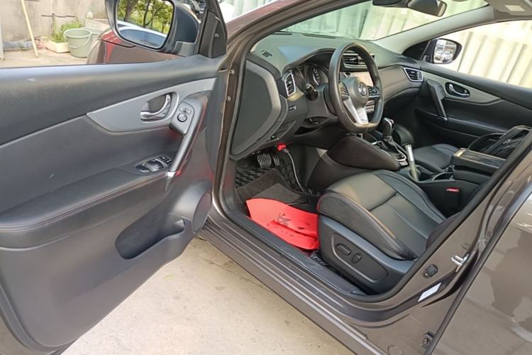 Used Nissan Qashqai 2022 2.0L CVT XV Premier Luxury Edition Driver Seat