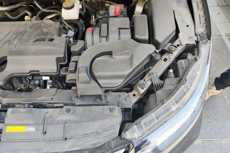 Used Nissan Qashqai 2022 2.0L CVT XV Smart Enjoyment Version Engine Bay Left