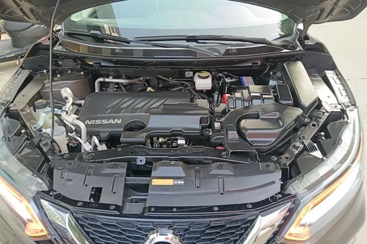Used Nissan Qashqai 2022 2.0L CVT XV Premier Luxury Edition Engine Bay