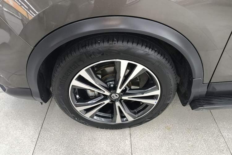 Used Nissan Qashqai 2022 2.0L CVT XV Premier Luxury Edition Exterior 4