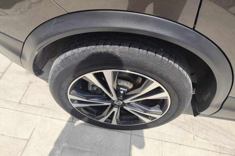 Used Nissan Qashqai 2022 2.0L CVT XV Premier Luxury Edition Exterior 5