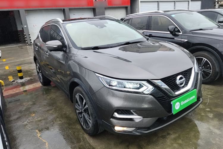 Used Nissan Qashqai 2022 2.0L CVT XV Premier Luxury Edition Front Right 45 Deg