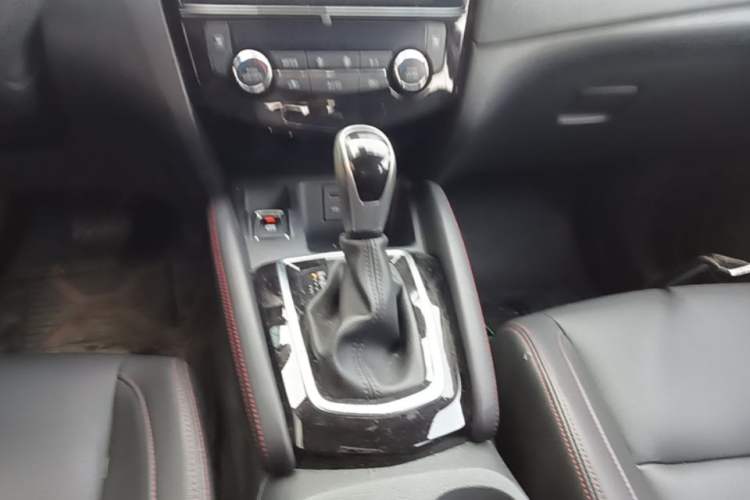 Used Nissan Qashqai 2022 2.0L CVT XV Smart Enjoyment Version Gear Lever