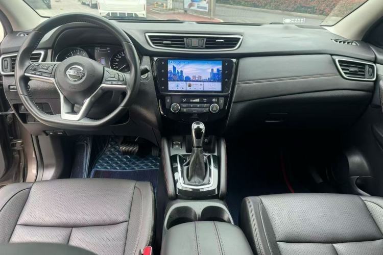 Used Nissan Qashqai 2022 2.0L CVT XV Premier Luxury Edition Interior 1
