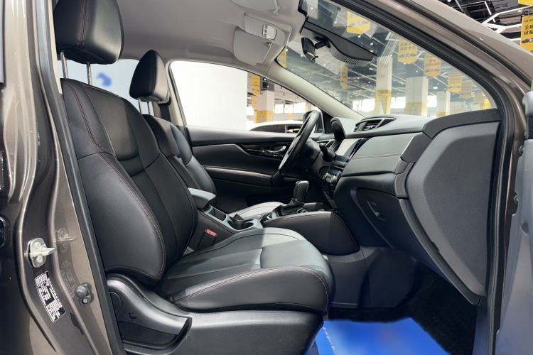 Used Nissan Qashqai 2022 2.0L CVT XV Smart Enjoyment Version Interior 11