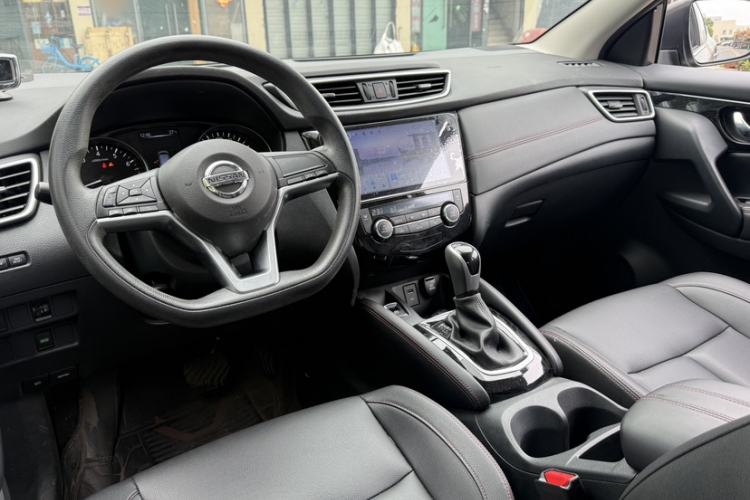 Used Nissan Qashqai 2022 2.0L CVT XV Smart Enjoyment Version Interior 3