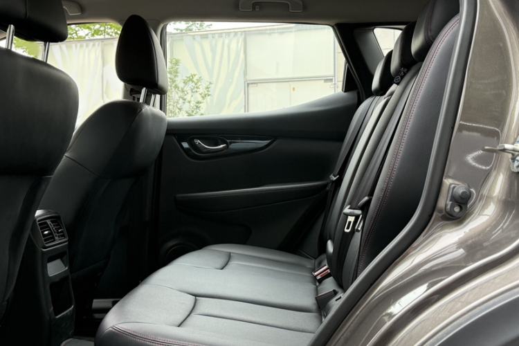 Used Nissan Qashqai 2022 2.0L CVT XV Smart Enjoyment Version Interior 6