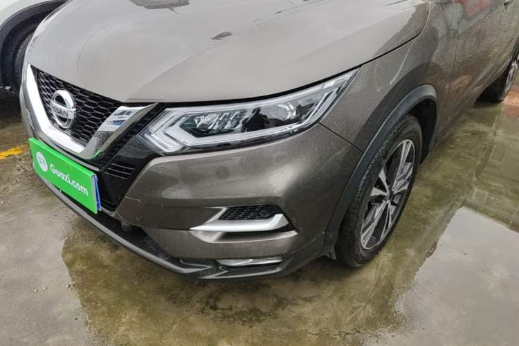 Used Nissan Qashqai 2022 2.0L CVT XV Premier Luxury Edition Left Front Headlight