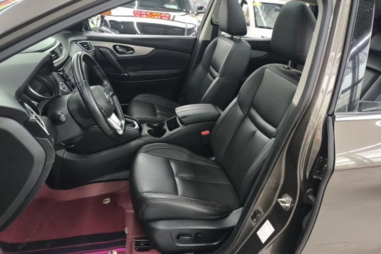 Used Nissan Qashqai 2022 2.0L CVT XV Premier Luxury Edition Left Front Seat