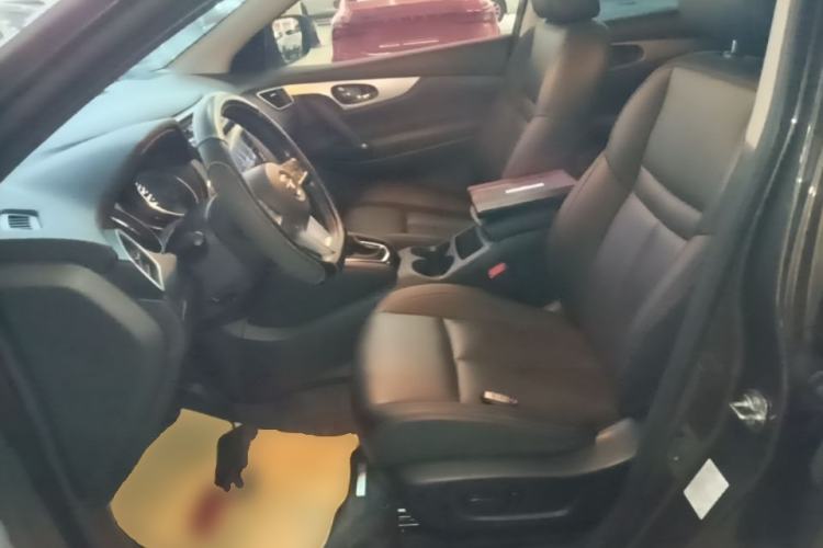 Used Nissan Qashqai 2022 2.0L CVT XV Premier Luxury Edition Left Front Seat