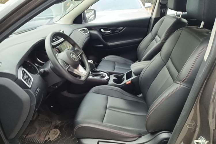 Used Nissan Qashqai 2022 2.0L CVT XV Smart Enjoyment Version Left Front Seat