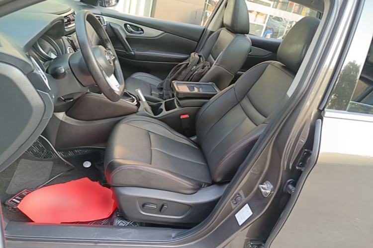 Used Nissan Qashqai 2022 2.0L CVT XV Premier Luxury Edition Left Front Seat