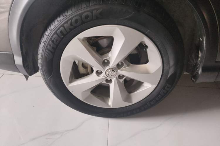Used Nissan Qashqai 2022 2.0L CVT XV Smart Enjoyment Version Left Front Wheel Hub
