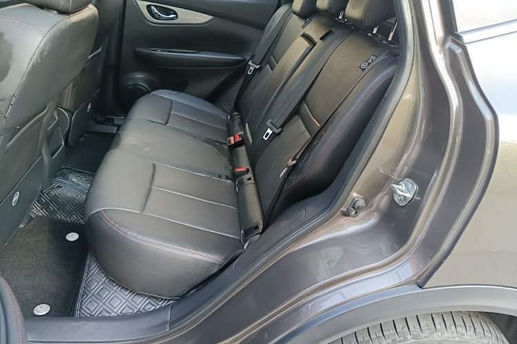 Used Nissan Qashqai 2022 2.0L CVT XV Premier Luxury Edition Left Rear Seat