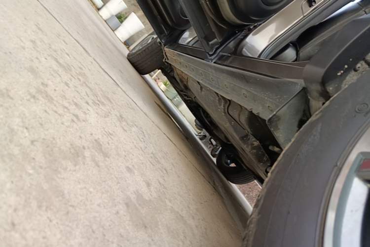 Used Nissan Qashqai 2022 2.0L CVT XV Premier Luxury Edition Left Side Sill