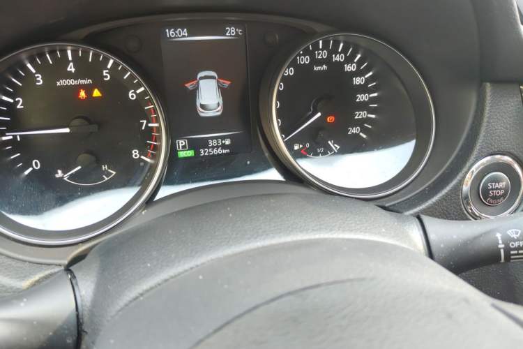 Used Nissan Qashqai 2022 2.0L CVT XV Smart Enjoyment Version Odometer Close Up