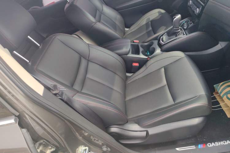 Used Nissan Qashqai 2022 2.0L CVT XV Smart Enjoyment Version Right Front Seat