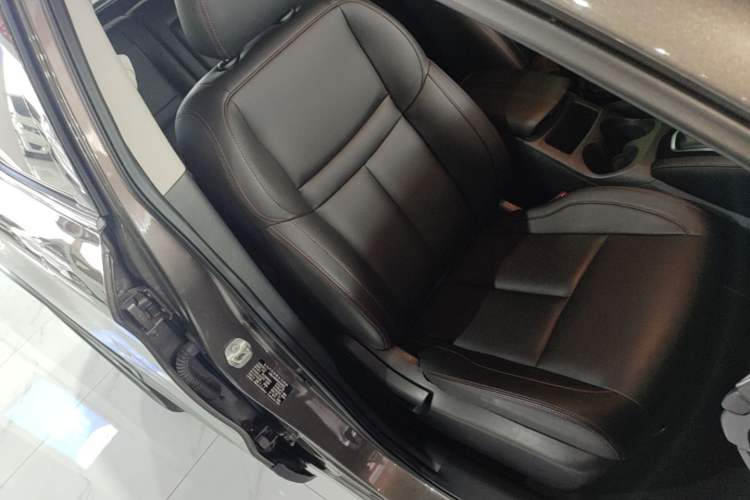 Used Nissan Qashqai 2022 2.0L CVT XV Smart Enjoyment Version Right Front Seat