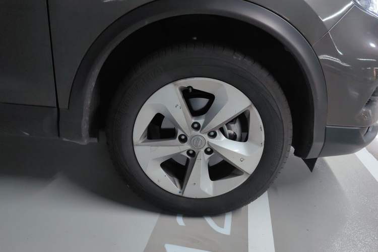 Used Nissan Qashqai 2022 2.0L CVT XV Smart Enjoyment Version Right Front Wheel Hub