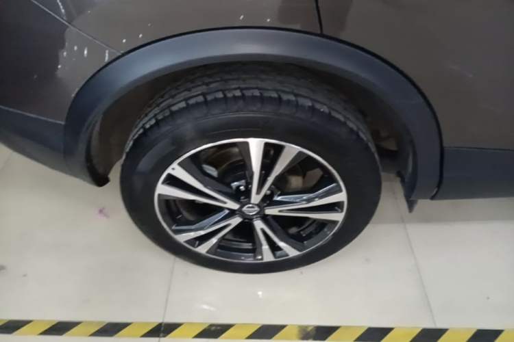 Used Nissan Qashqai 2022 2.0L CVT XV Premier Luxury Edition Right Rear Wheel Hub