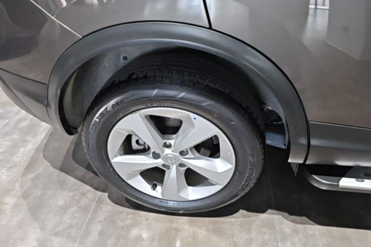 Used Nissan Qashqai 2022 2.0L CVT XV Smart Enjoyment Version Right Rear Wheel Hub