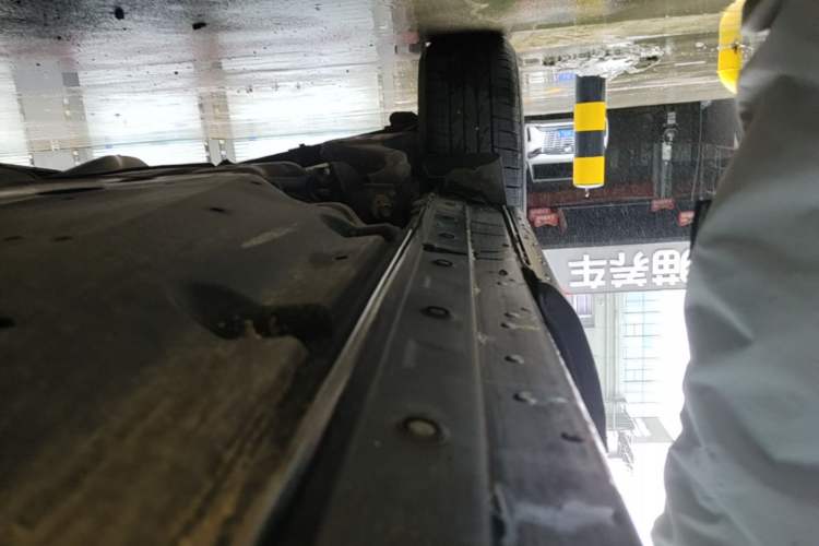 Used Nissan Qashqai 2022 2.0L CVT XV Premier Luxury Edition Right Side Sill