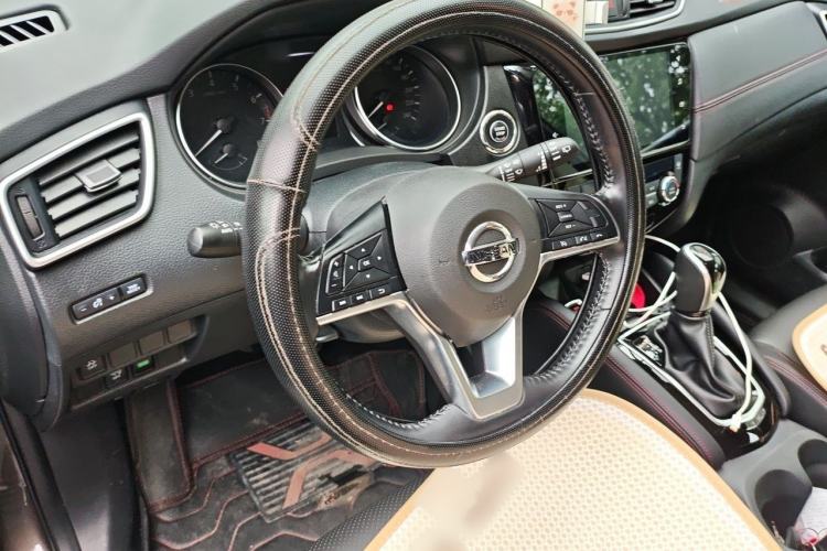 Used Nissan Qashqai 2022 2.0L CVT XV Premier Luxury Edition Steering Wheel