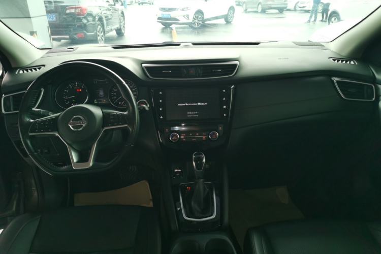 Used Nissan Qashqai 2022 2.0L CVT XV Premier Luxury Edition Center Console