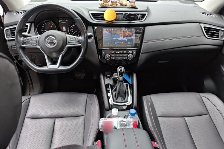 Used Nissan Qashqai 2022 2.0L CVT XV Premier Luxury Edition Center Console