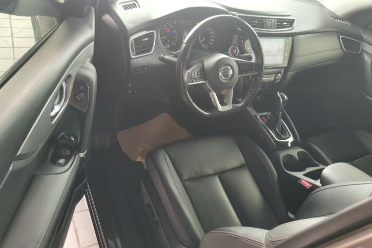 Used Nissan Qashqai 2022 2.0L CVT XV Premier Luxury Edition Driver Seat