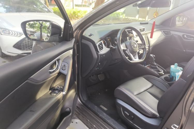 Used Nissan Qashqai 2022 2.0L CVT XV Premier Luxury Edition Driver Seat