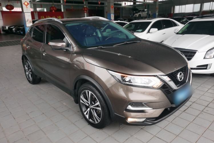 Used Nissan Qashqai 2022 2.0L CVT XV Premier Luxury Edition Front Right 45 Deg